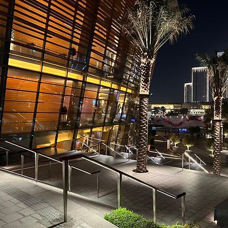 Downtown Luxury - Stunning Burj Khalifa & Sea View - 5 Minutes Walk To Dubai Mall Exterior foto