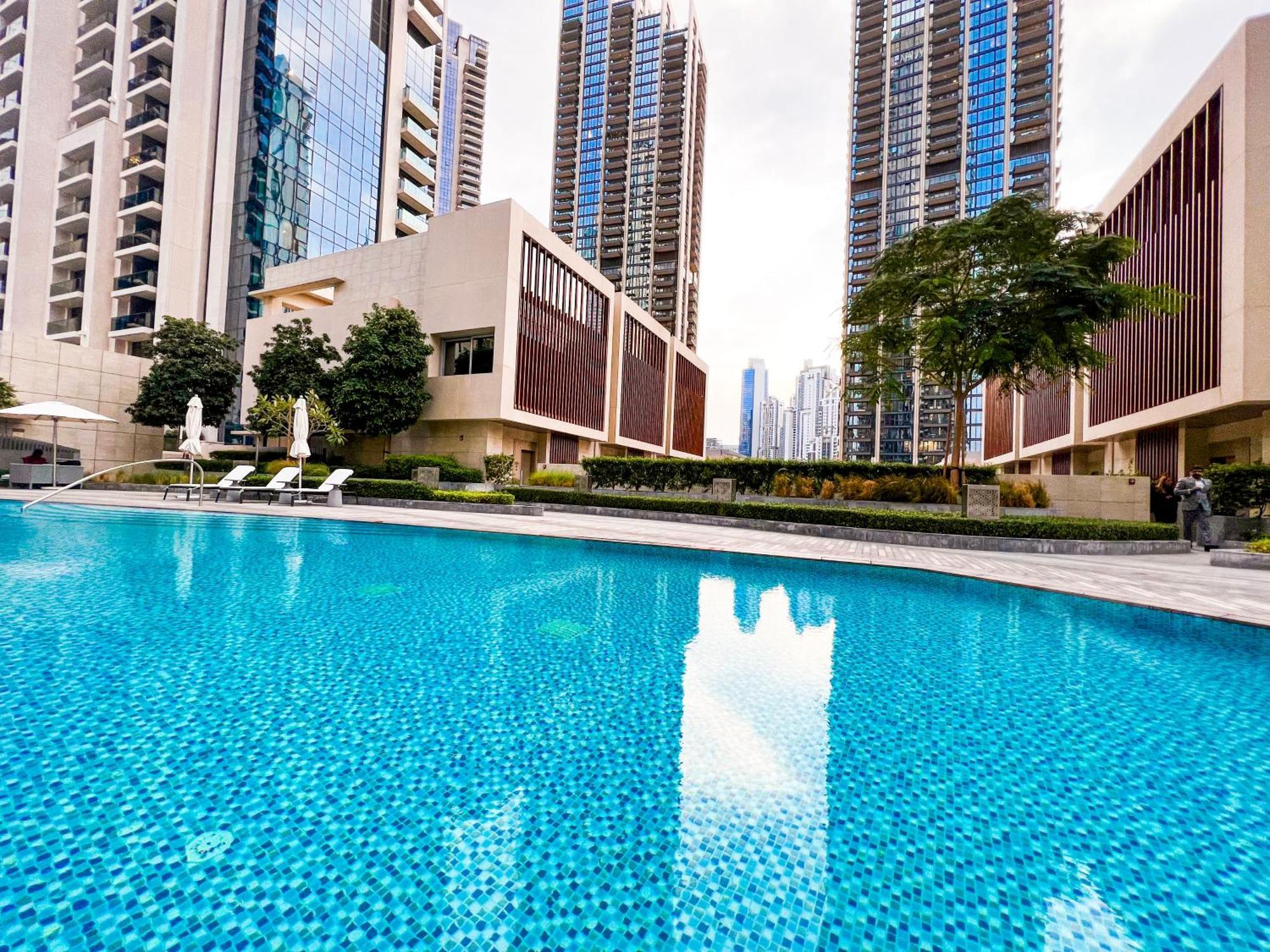 Downtown Luxury - Stunning Burj Khalifa & Sea View - 5 Minutes Walk To Dubai Mall Exterior foto