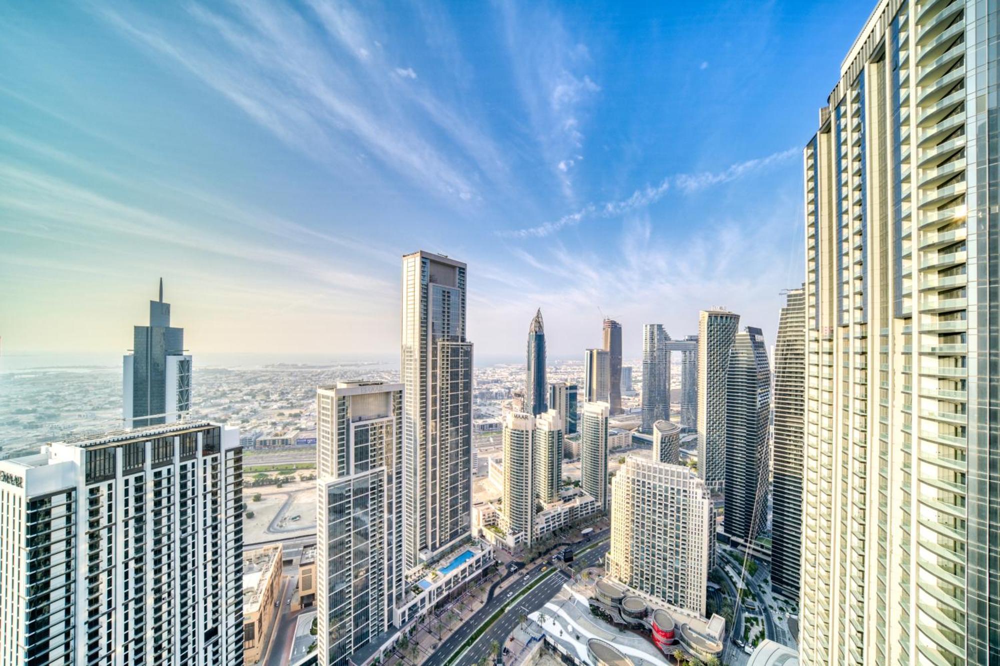 Downtown Luxury - Stunning Burj Khalifa & Sea View - 5 Minutes Walk To Dubai Mall Exterior foto